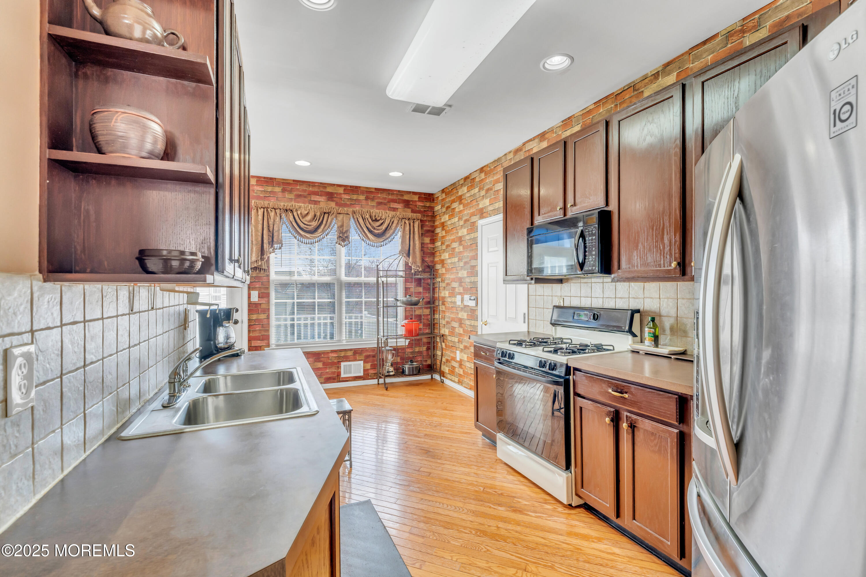 1 Kushnetki Road, Parlin, New Jersey image 21