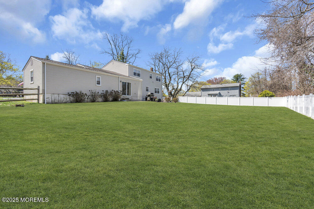 4 Koosman Drive, Middletown, New Jersey image 22