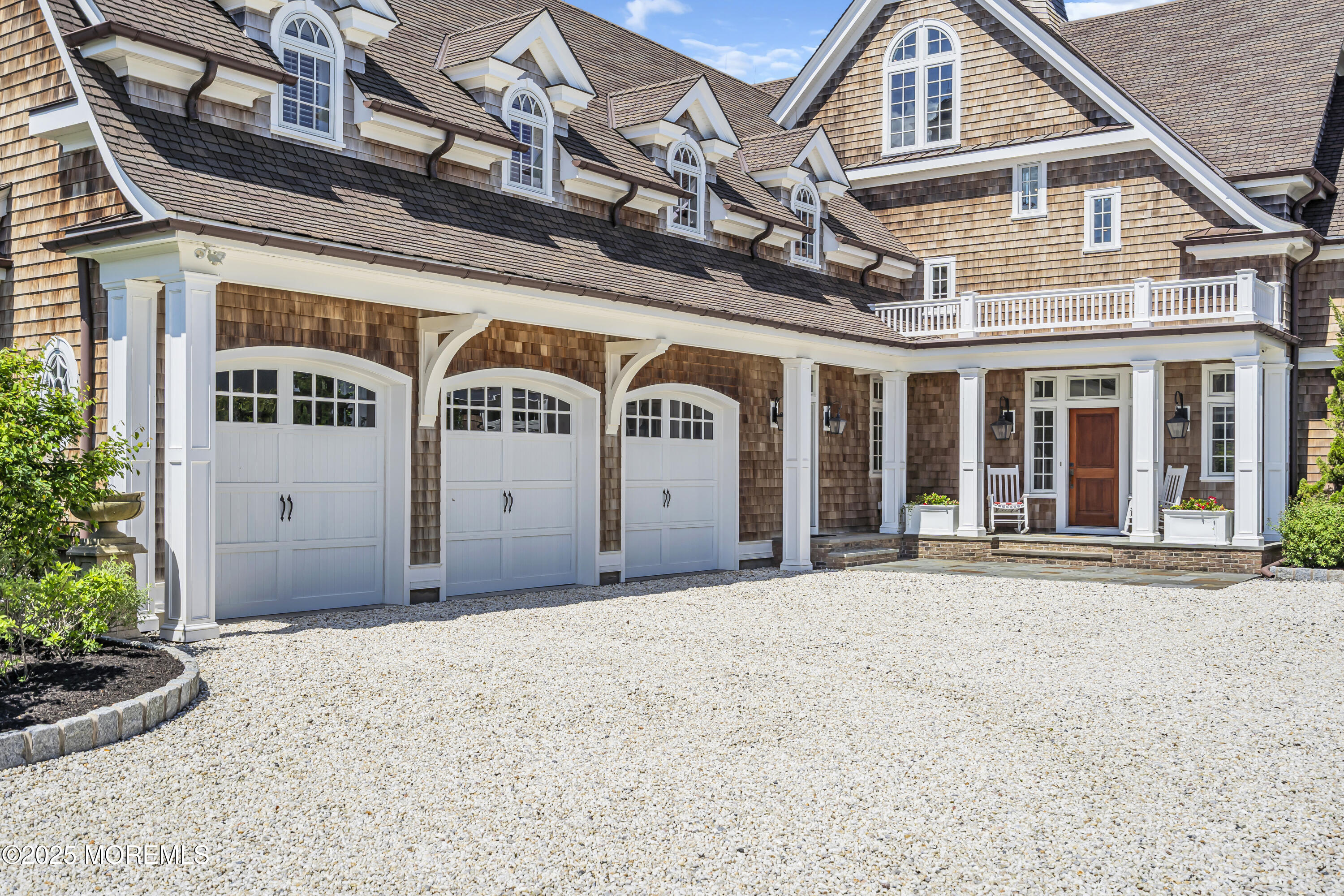313 Dutchmans Point Road