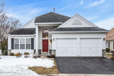 Homes For Sale - 1 Candleway Court<br/> Manchester, NJ 08759