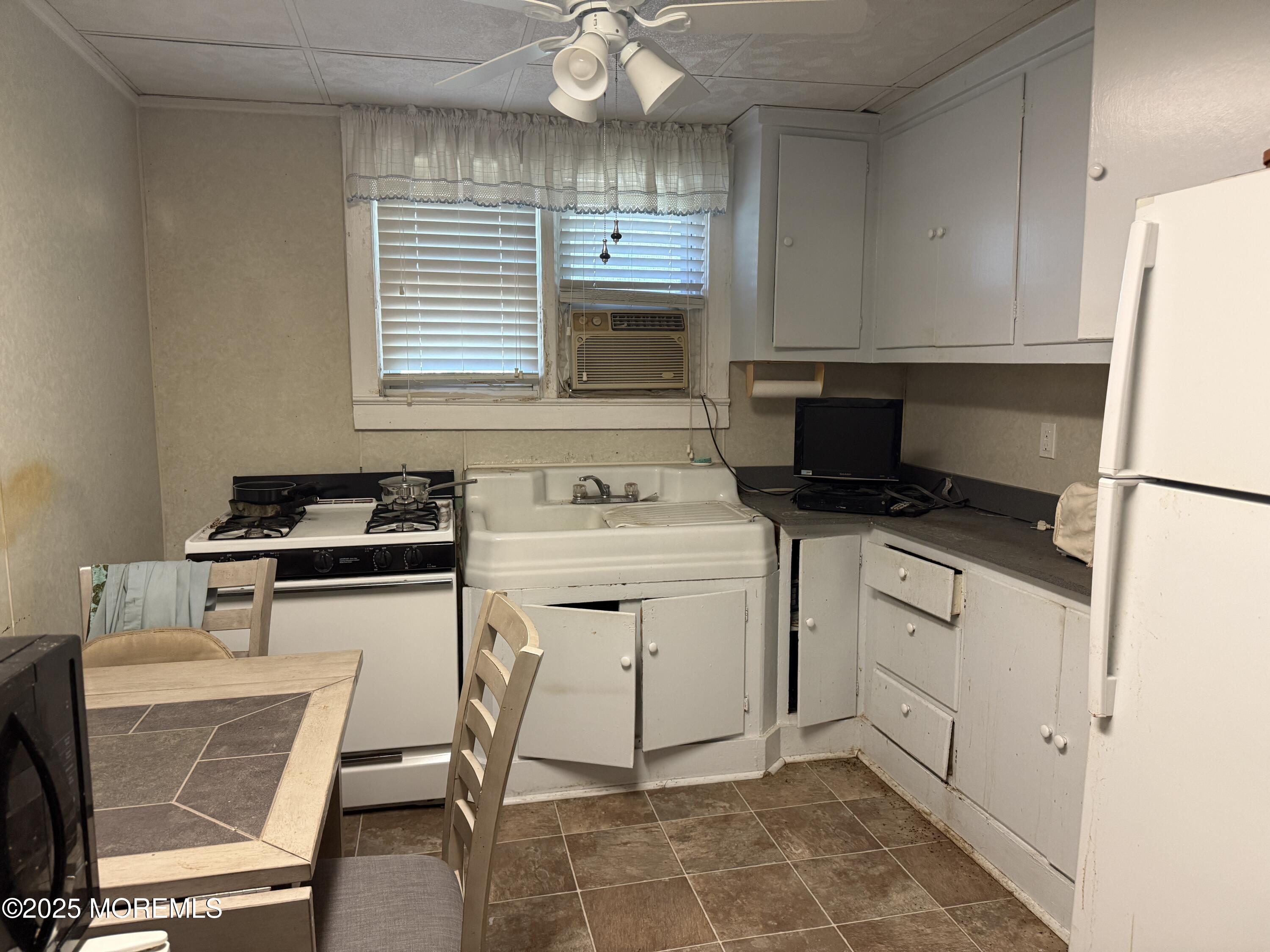 410 Mccabe Avenue, Bradley Beach, New Jersey image 5