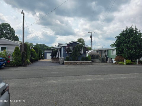 Mobile Home For Sale - 7 Shady Lake Circle<br/> Jackson, NJ 08527