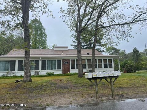 Condo For Sale - 7 Walnut Street #C<br/> Toms River, NJ 08757