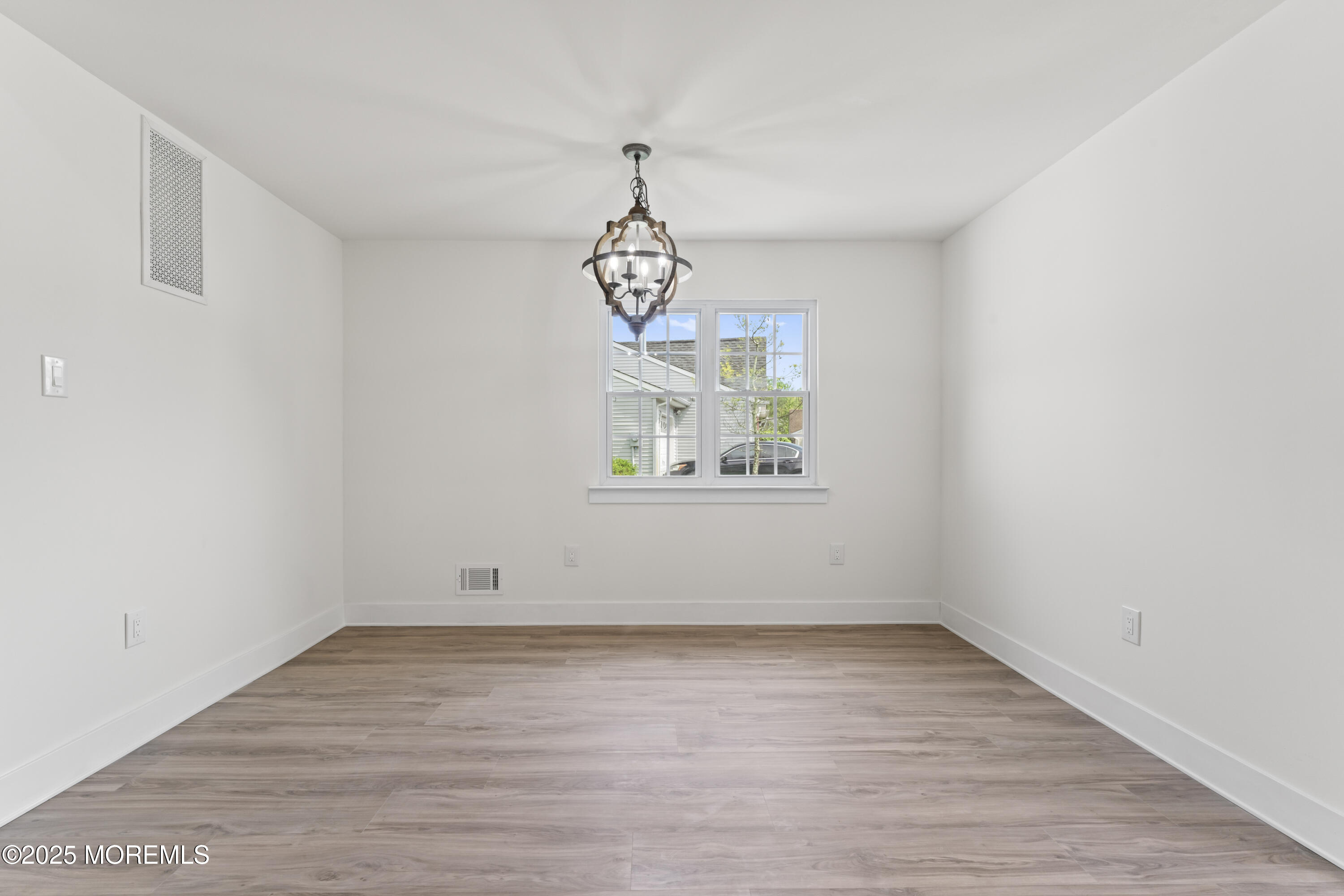 5 Ivy Ridge Close 1000