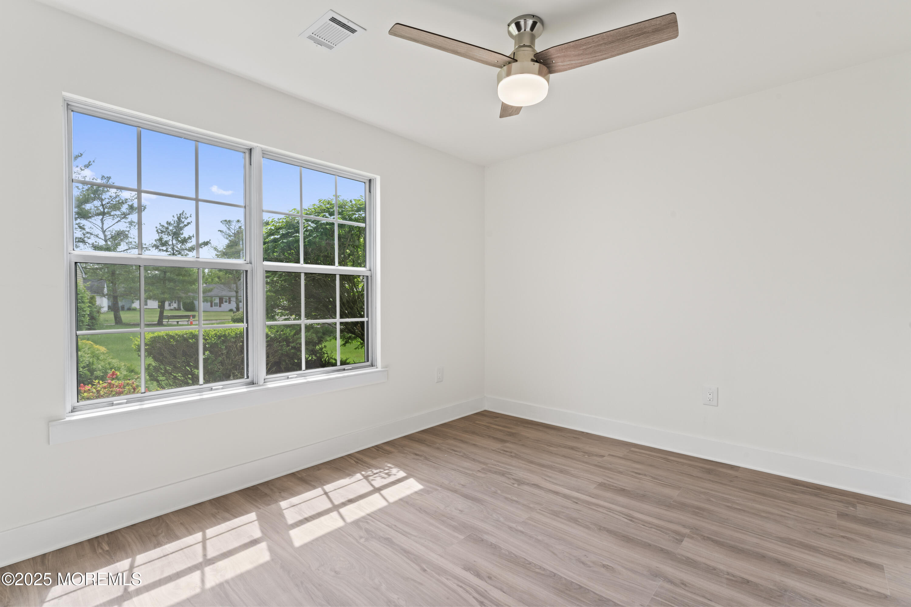 5 Ivy Ridge Close #1000, Freehold, New Jersey image 18