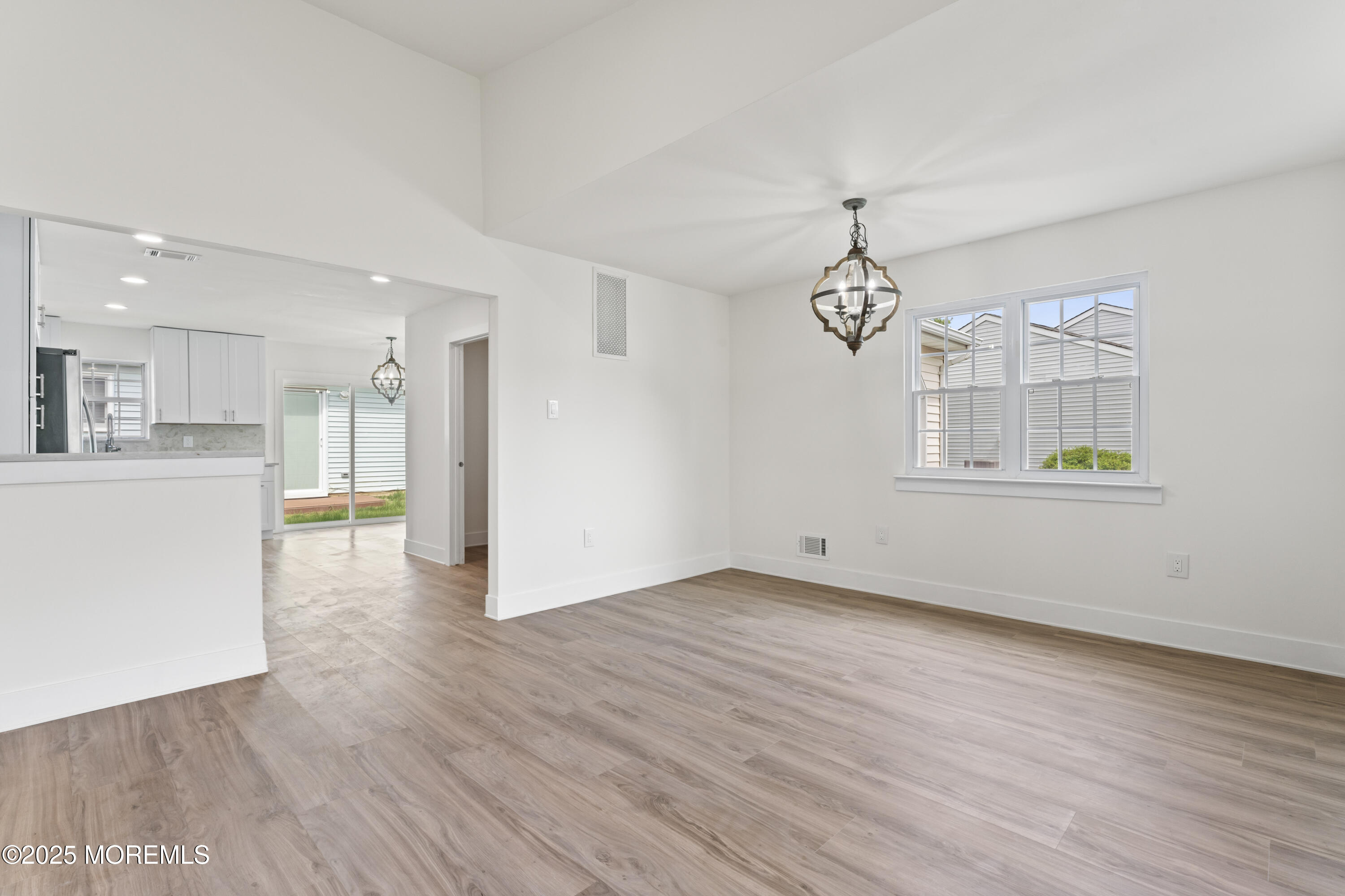 5 Ivy Ridge Close 1000