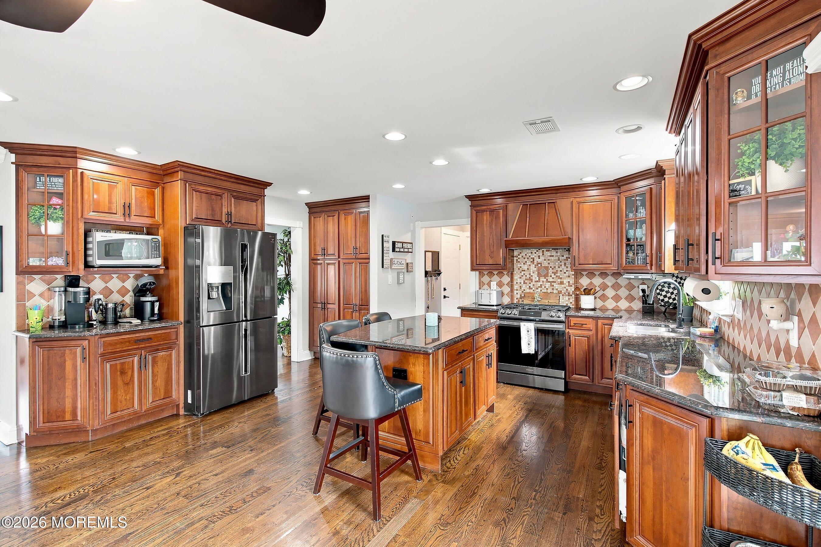 716 Opatut Court