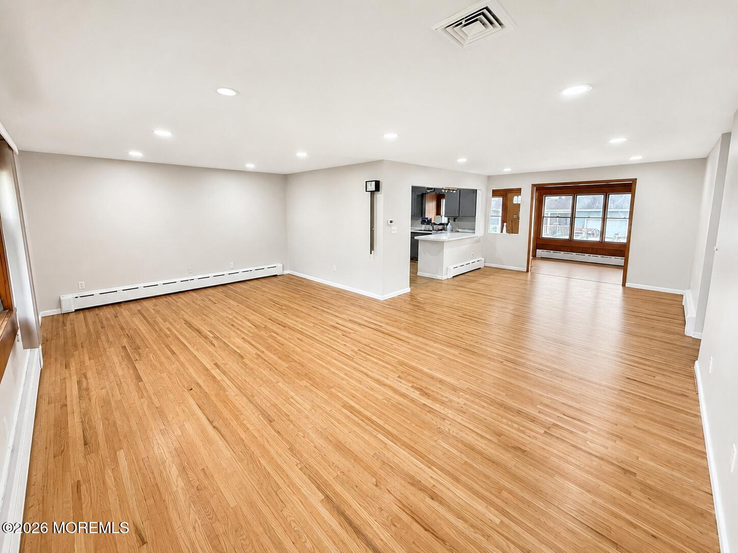 2412 Hemlock Lane