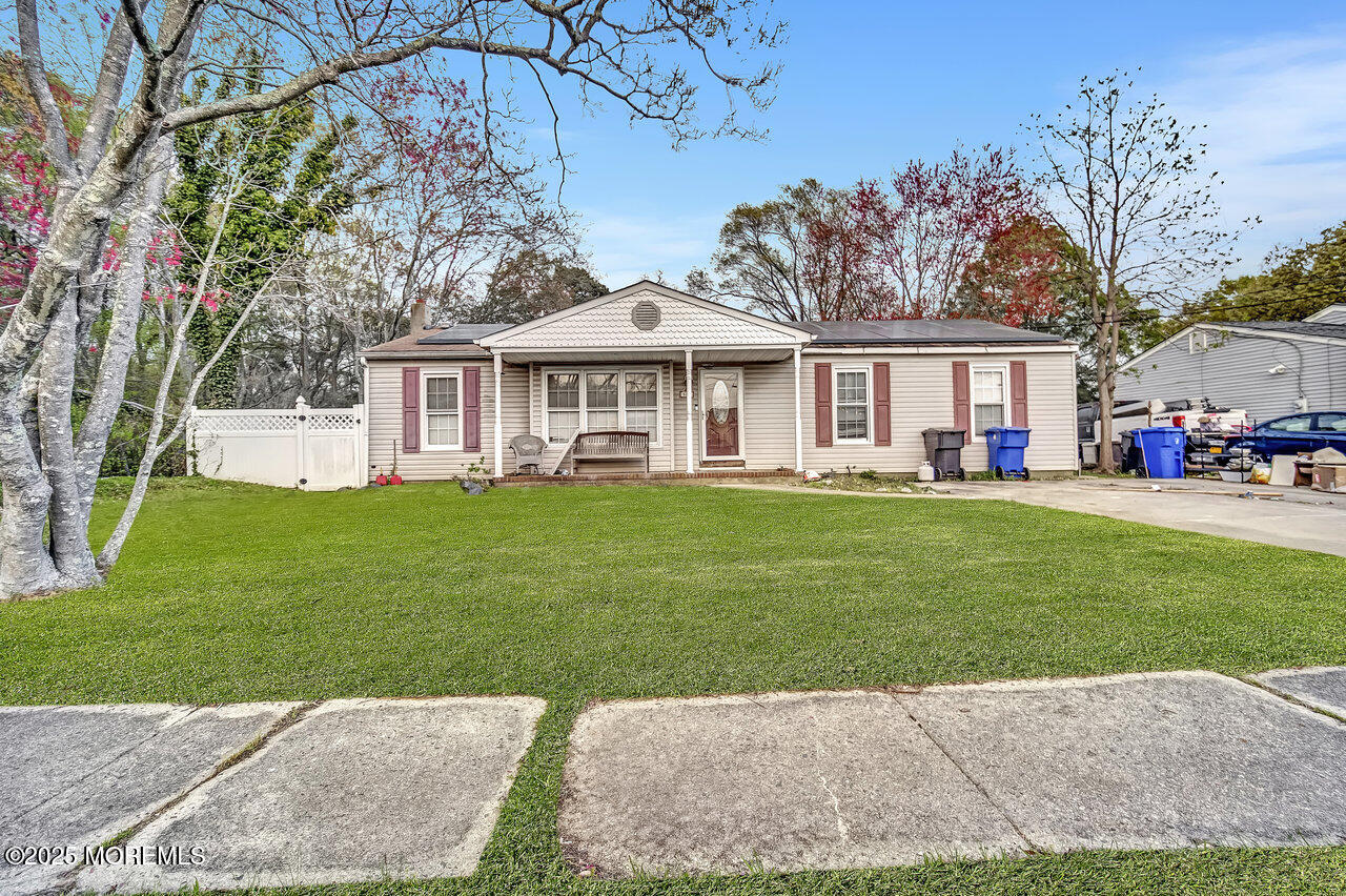 577 Lloyd Road, Toms River, New Jersey image 2