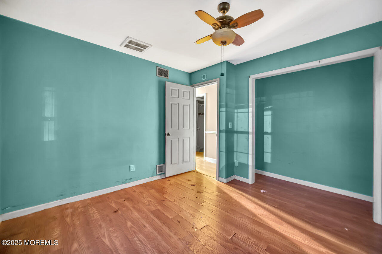 577 Lloyd Road, Toms River, New Jersey image 18