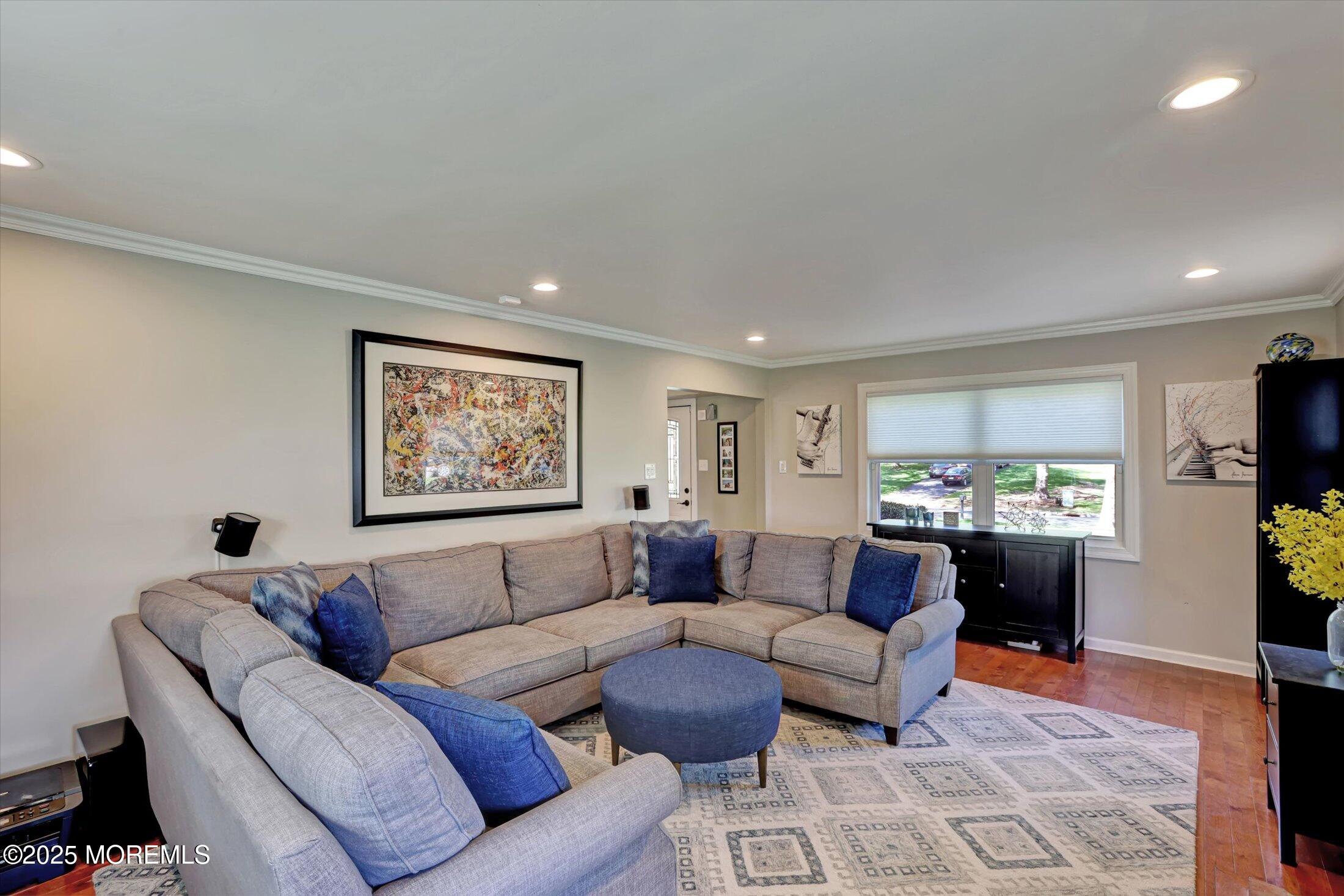 49 Knox Lane, Manalapan, New Jersey image 11