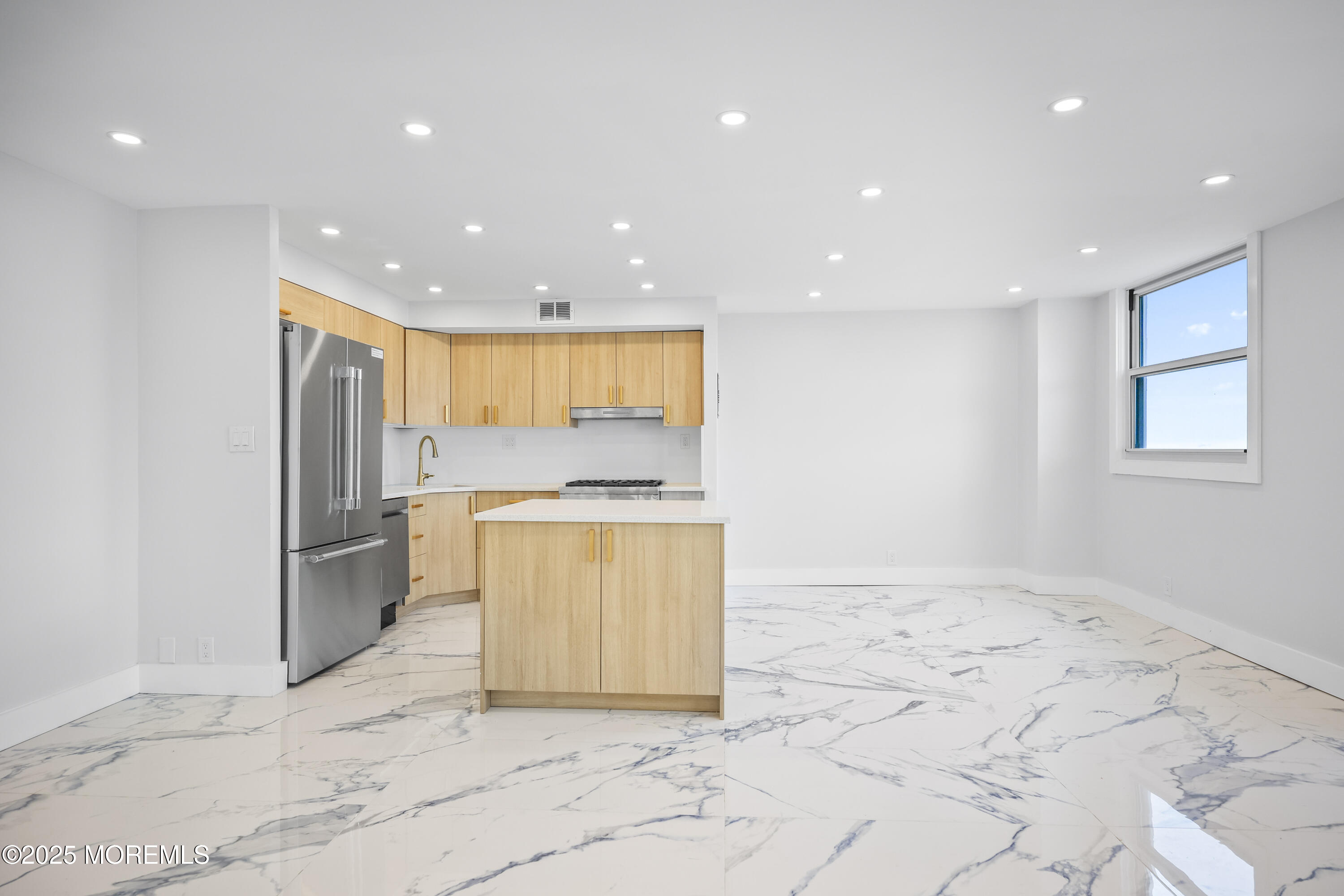 675 Ocean Avenue #9F