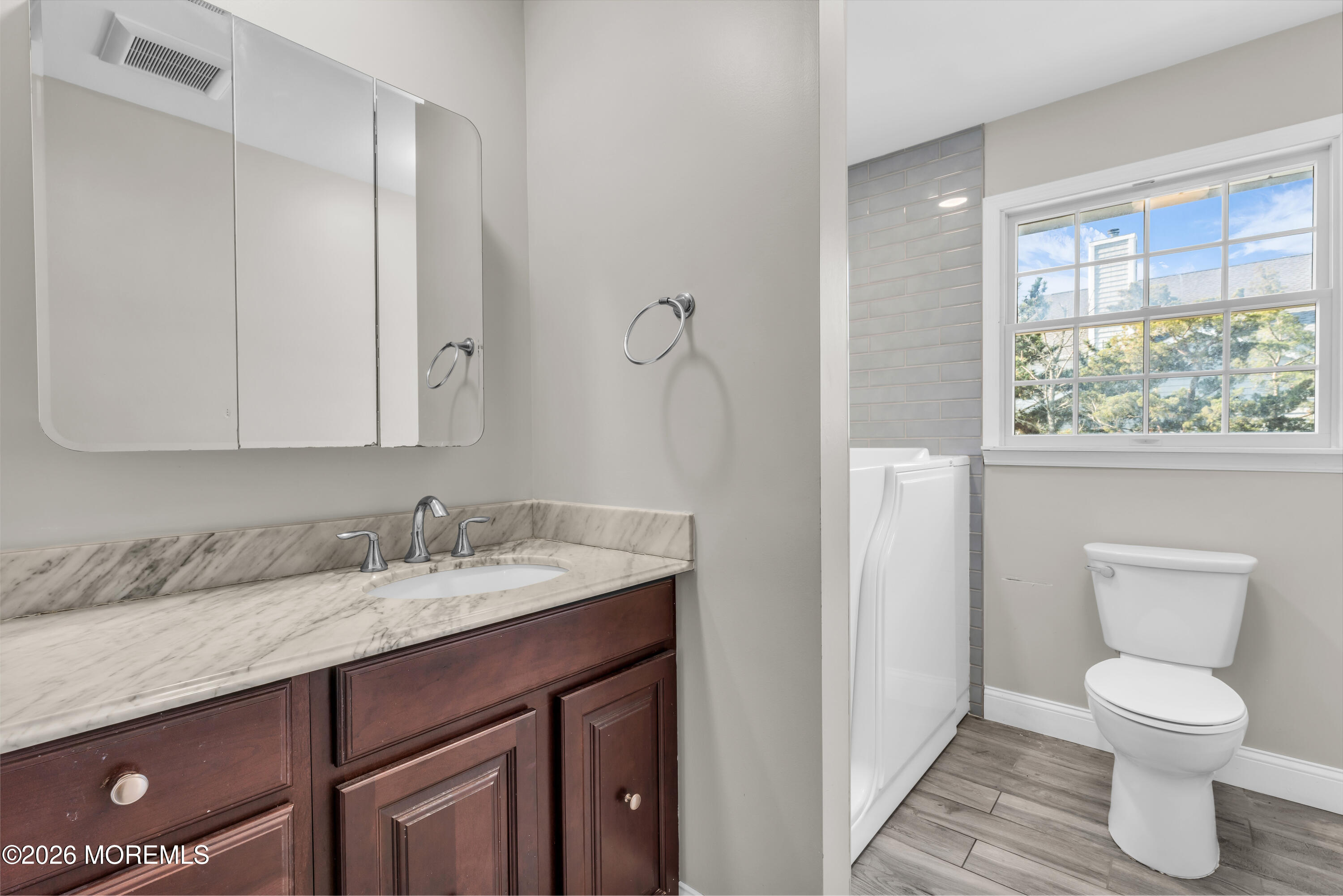 Toms River, New Jersey, 08753, United States, 3 Bedrooms Bedrooms, ,3 BathroomsBathrooms,Residential,Pending,2052055