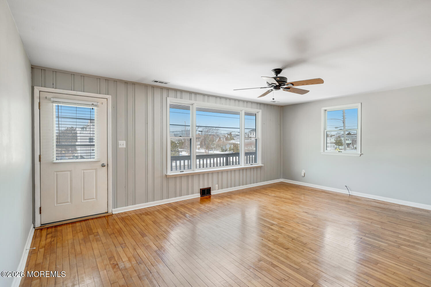 Barnegat Light, New Jersey, 08006, United States, 3 Bedrooms Bedrooms, ,2 BathroomsBathrooms,Residential,Active,2016688