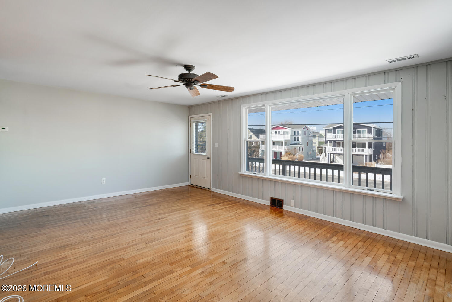 Barnegat Light, New Jersey, 08006, United States, 3 Bedrooms Bedrooms, ,2 BathroomsBathrooms,Residential,Active,2016688