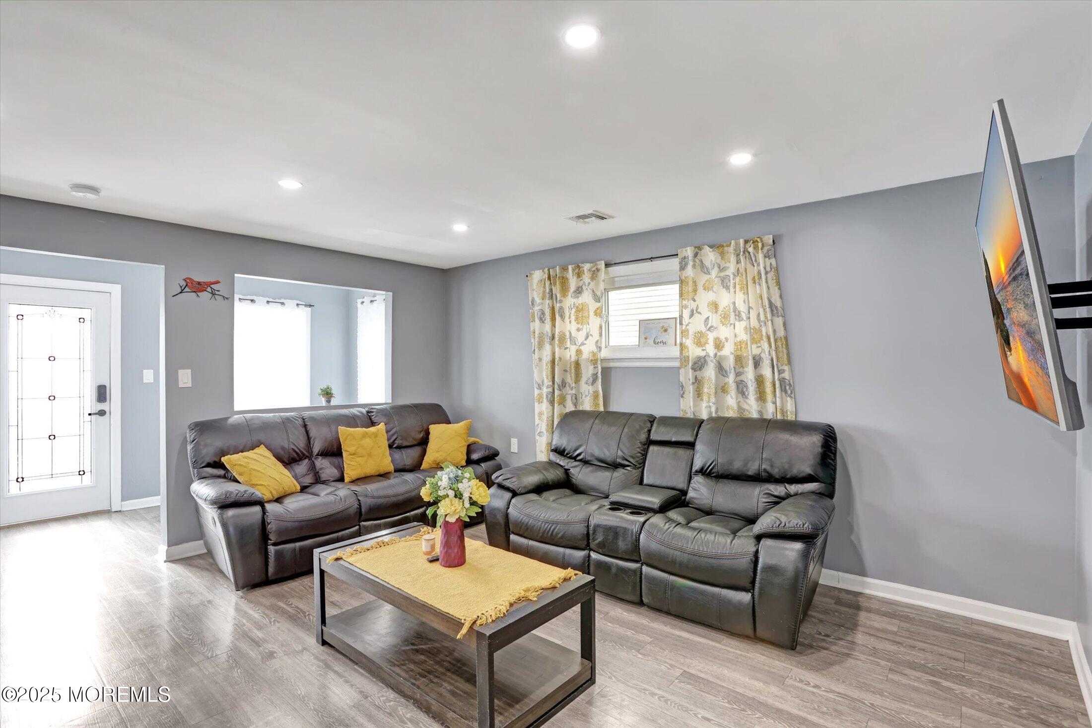 21 E Shore Street, Keansburg, New Jersey image 7