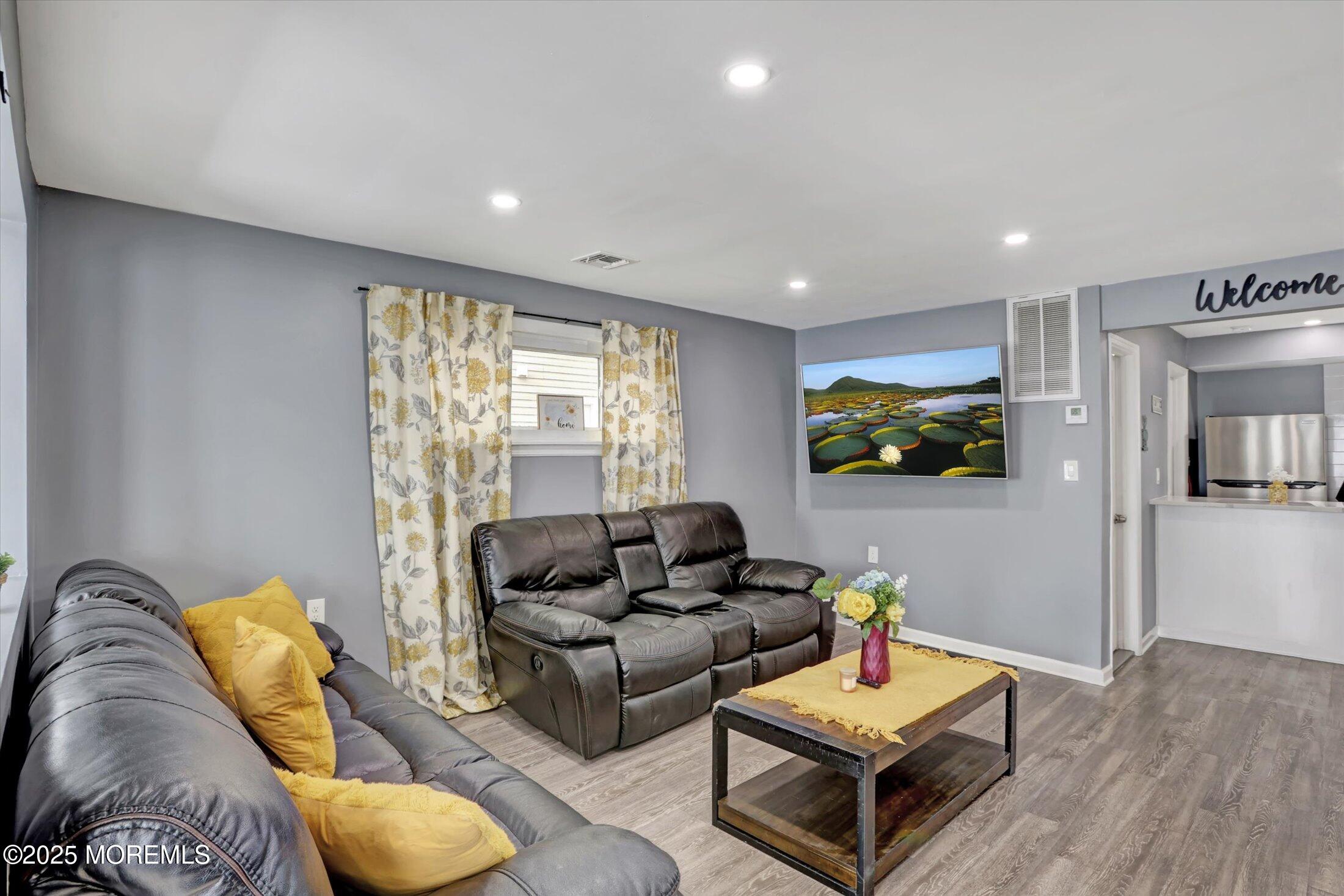 21 E Shore Street, Keansburg, New Jersey image 6