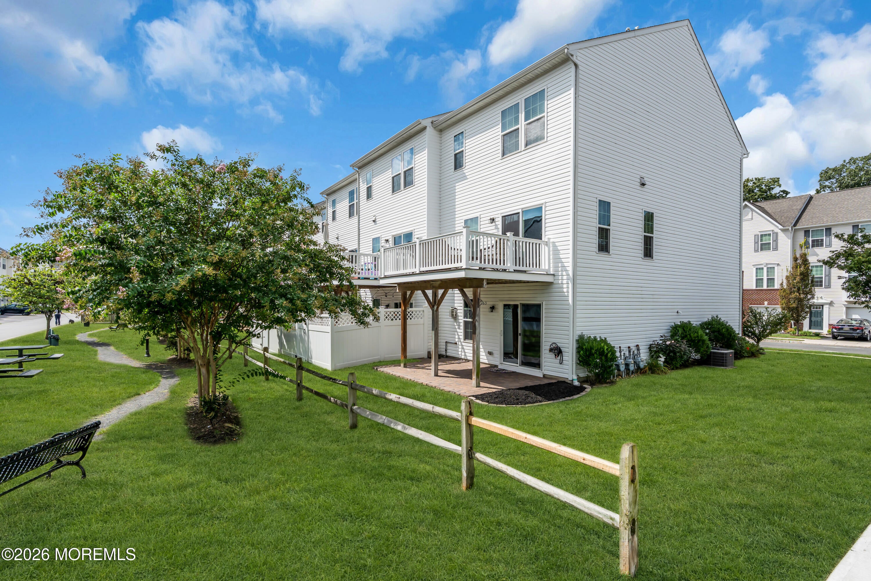 100 Spirit Way