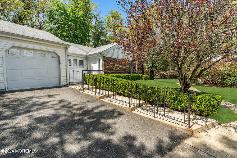 7B Poppy Court, Lakewood, New Jersey image 3