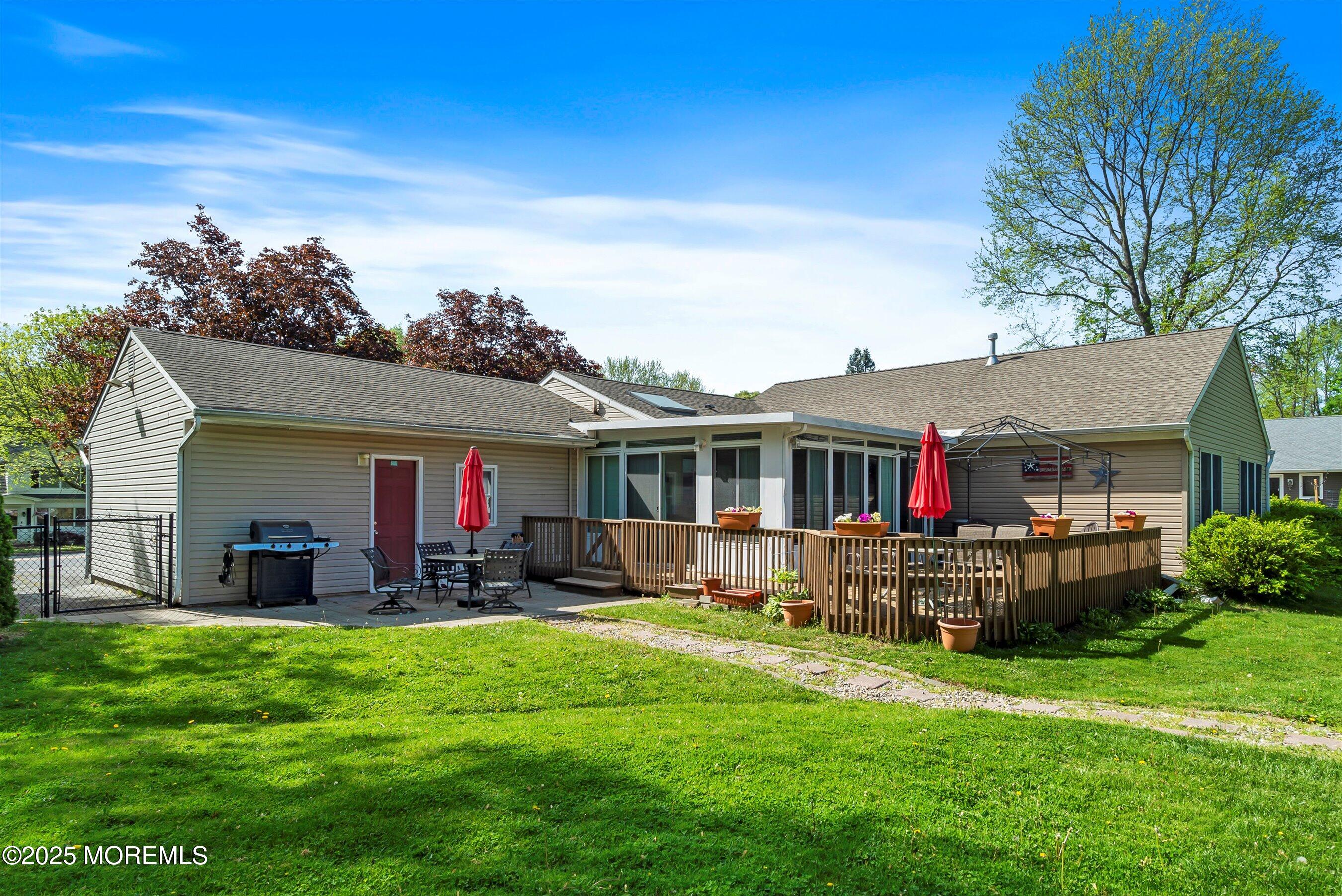 601 East Road, Middletown, New Jersey image 35
