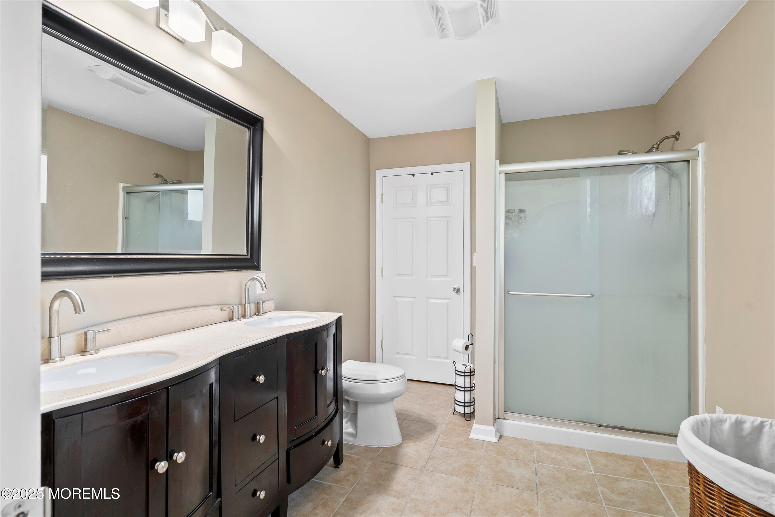 601 East Road, Middletown, New Jersey image 21