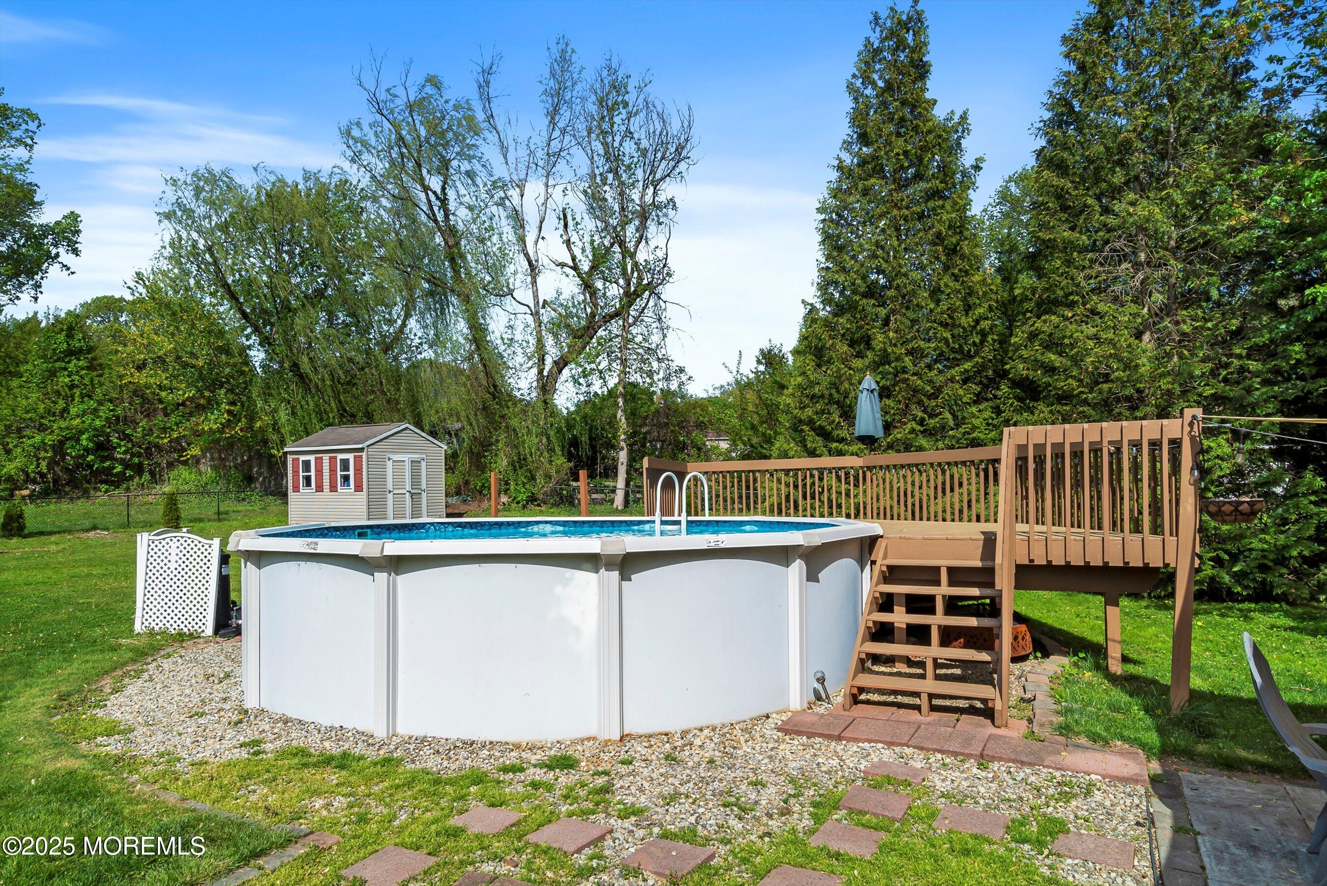 601 East Road, Middletown, New Jersey image 32