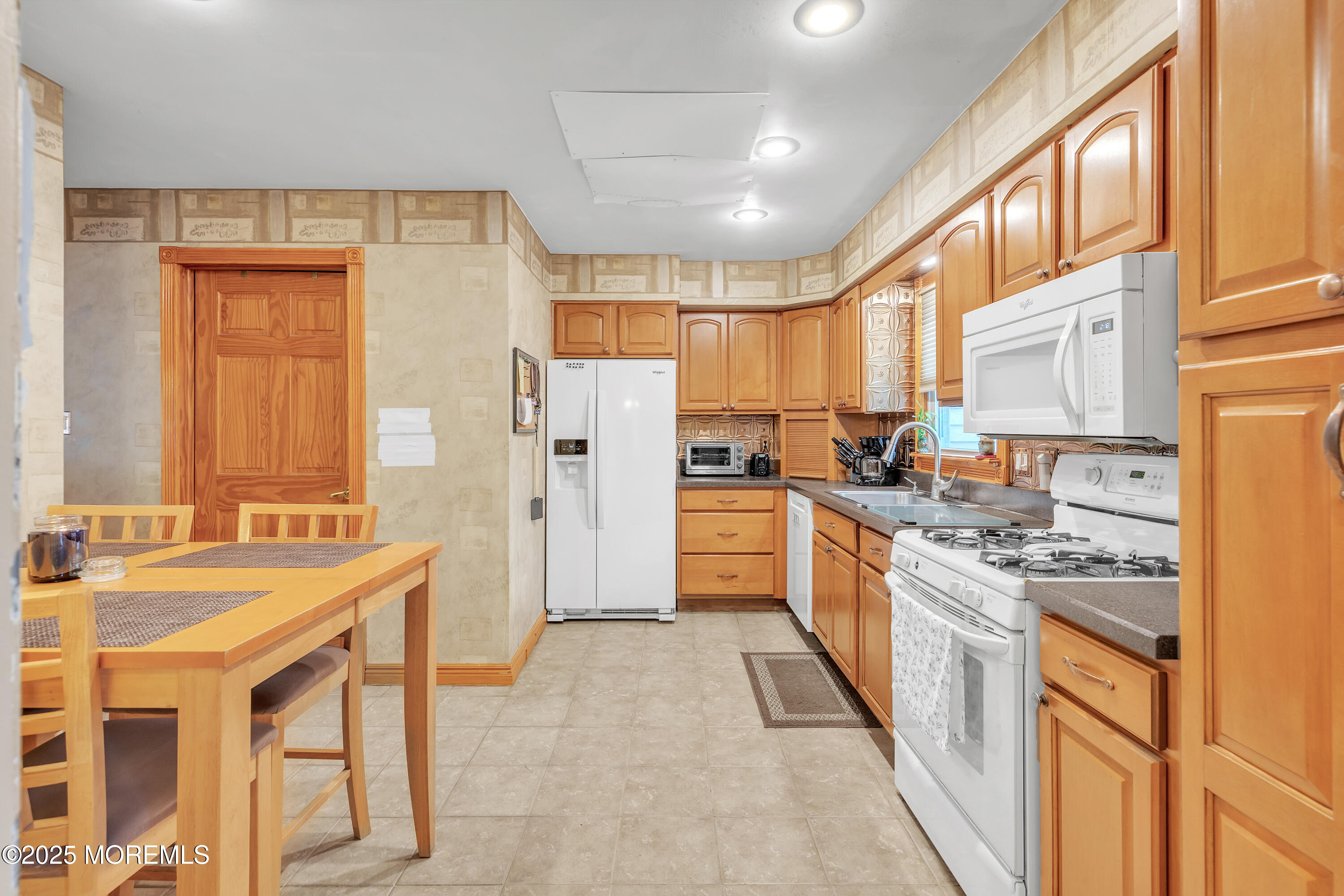 154 Bayshore Drive, Barnegat, New Jersey image 31