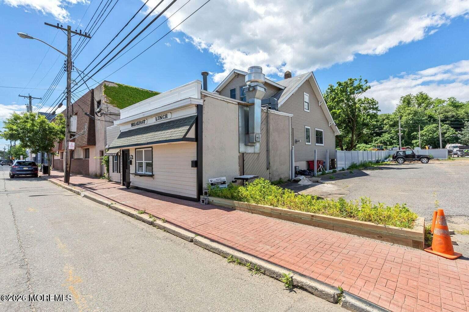 111 Bay Avenue
