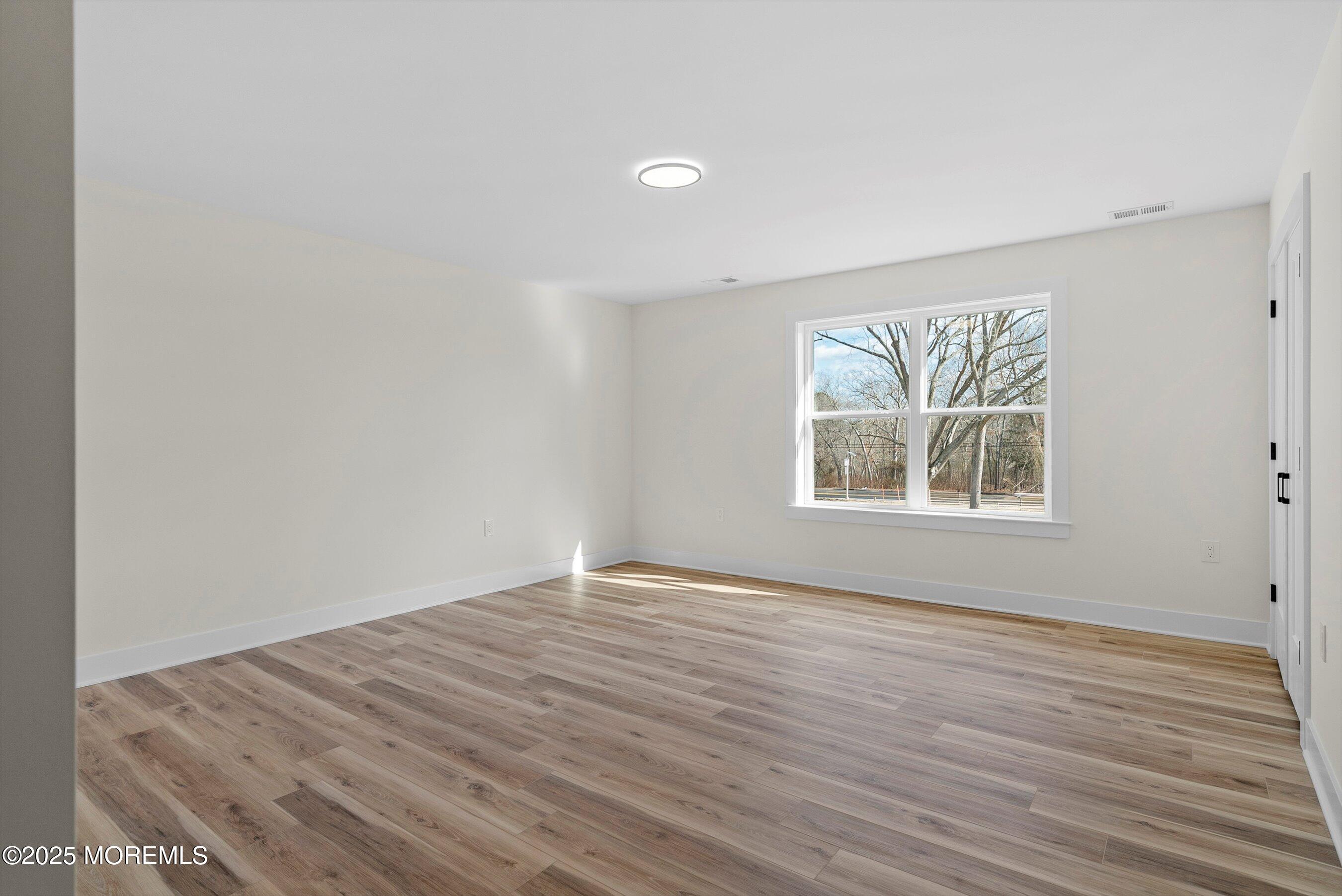 1660 N Bay Avenue, Toms River, New Jersey image 14