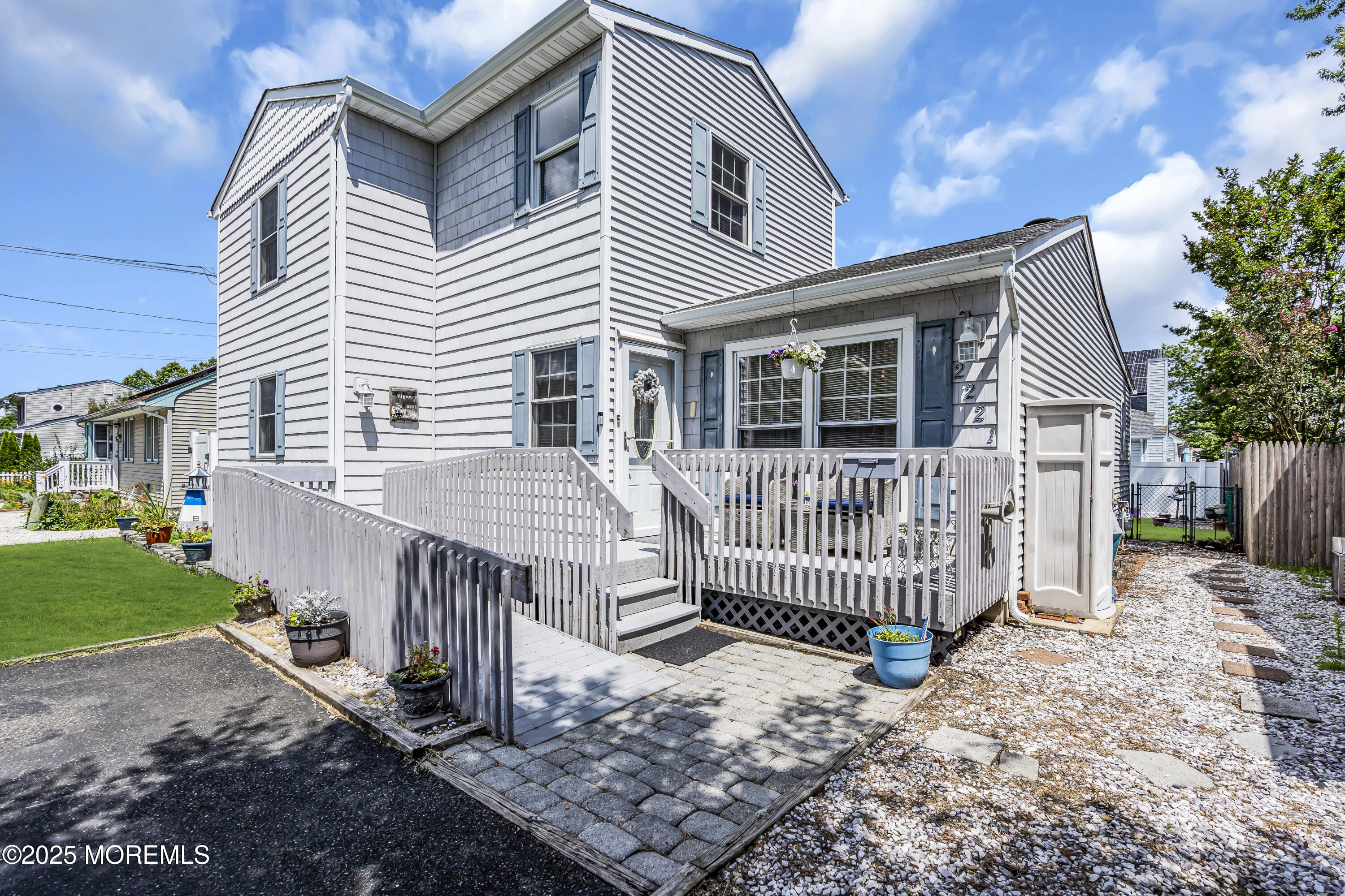 2221 Wilson Road