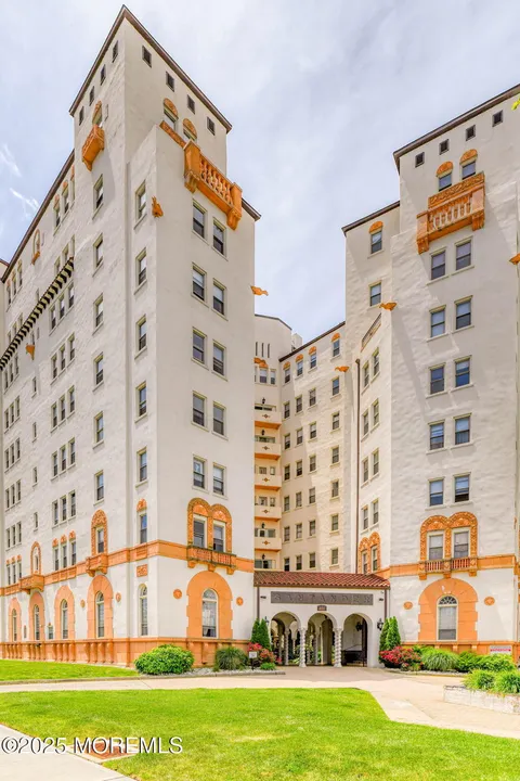 400 Deal Lake Drive Unit 3F, Asbury Park, NJ 07712 - #: 22523529