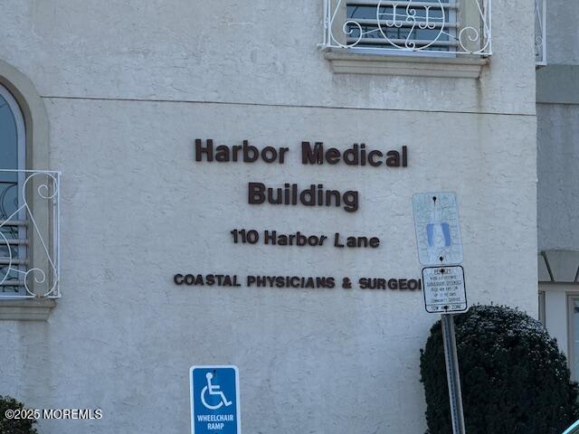 110 Harbor Lane