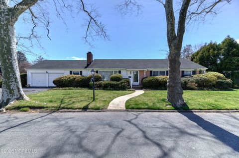 Photo of 25 Buttonwood Drive, Fair Haven, NJ 07704 (MLS # 22610308)
