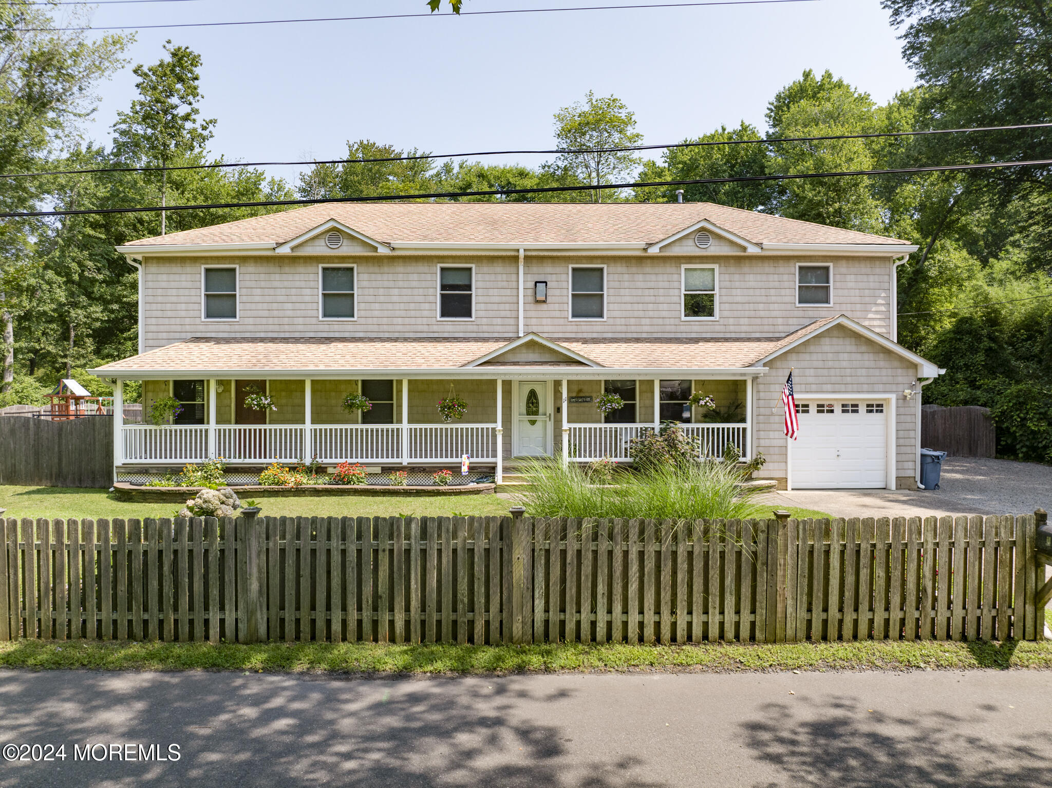 11 Powell Lane, Barnegat, New Jersey image 4