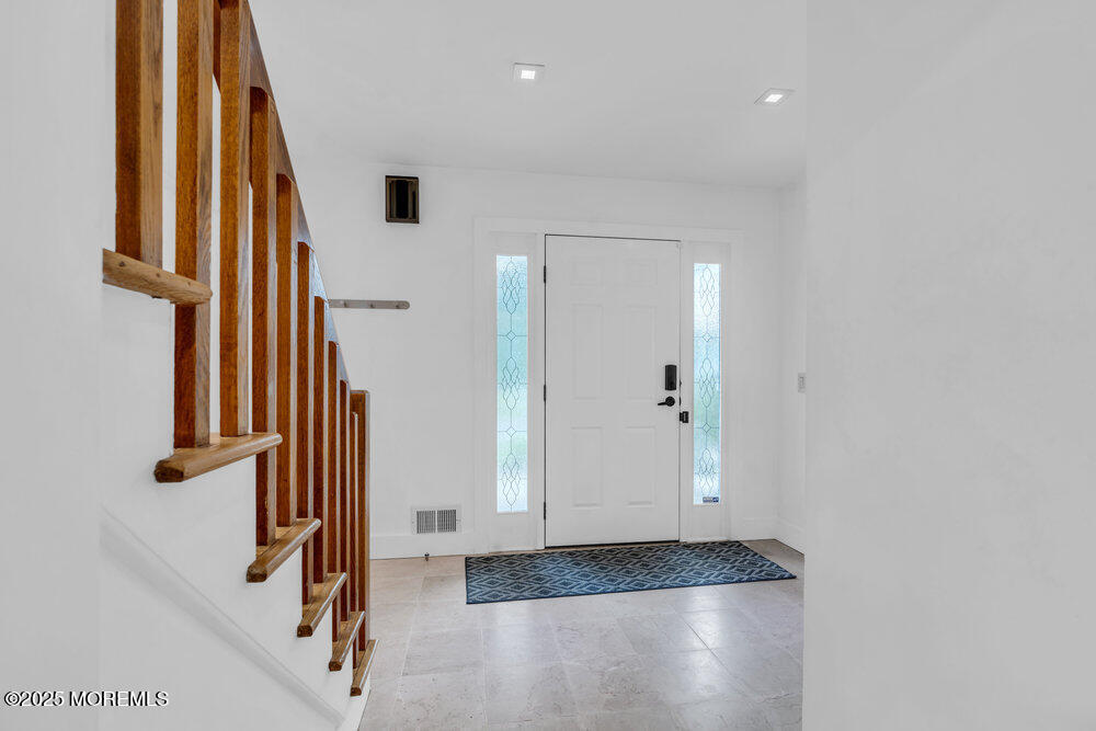 16 Redfern Road