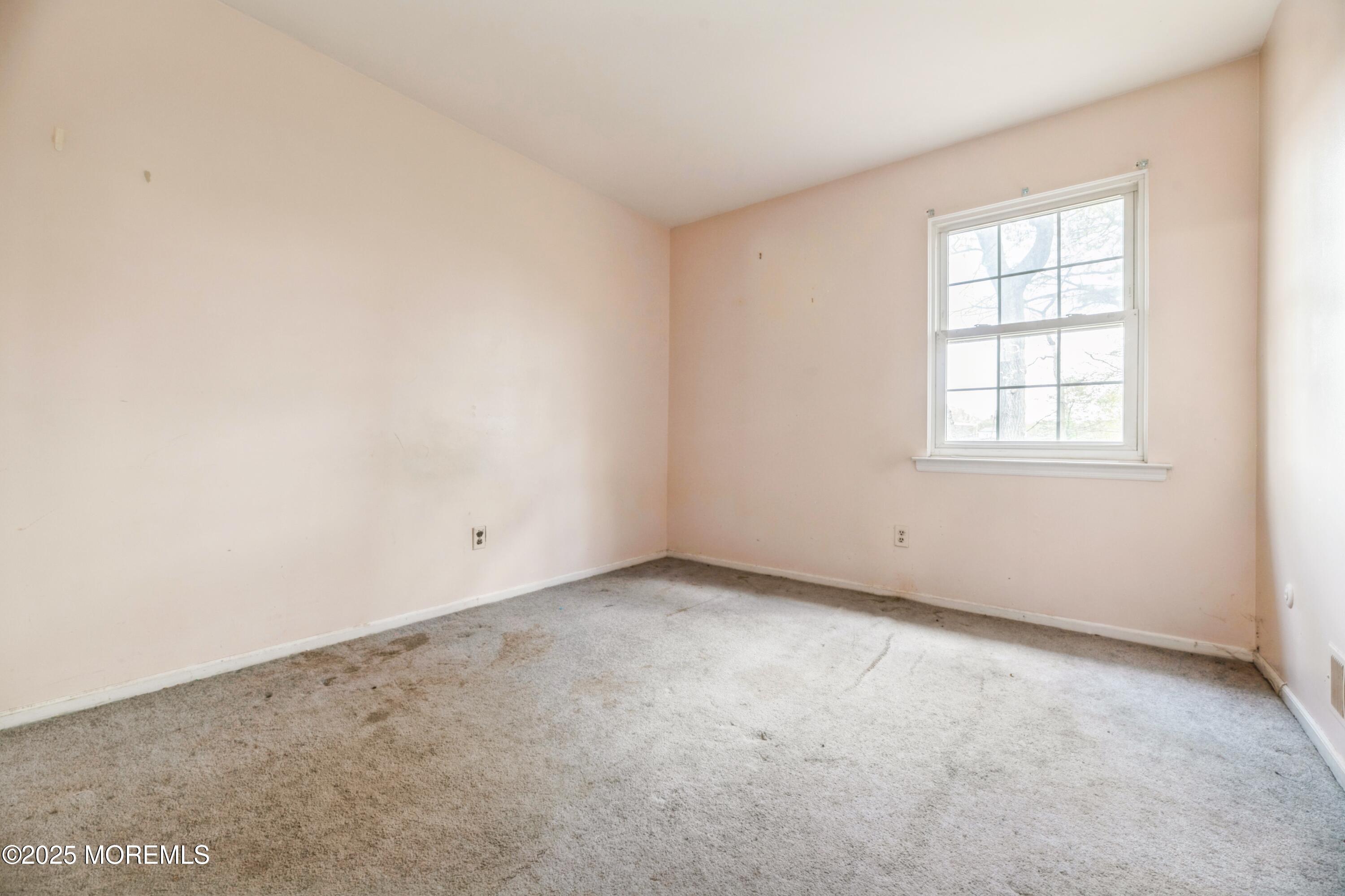 44 Townsend Drive, Matawan, New Jersey image 16