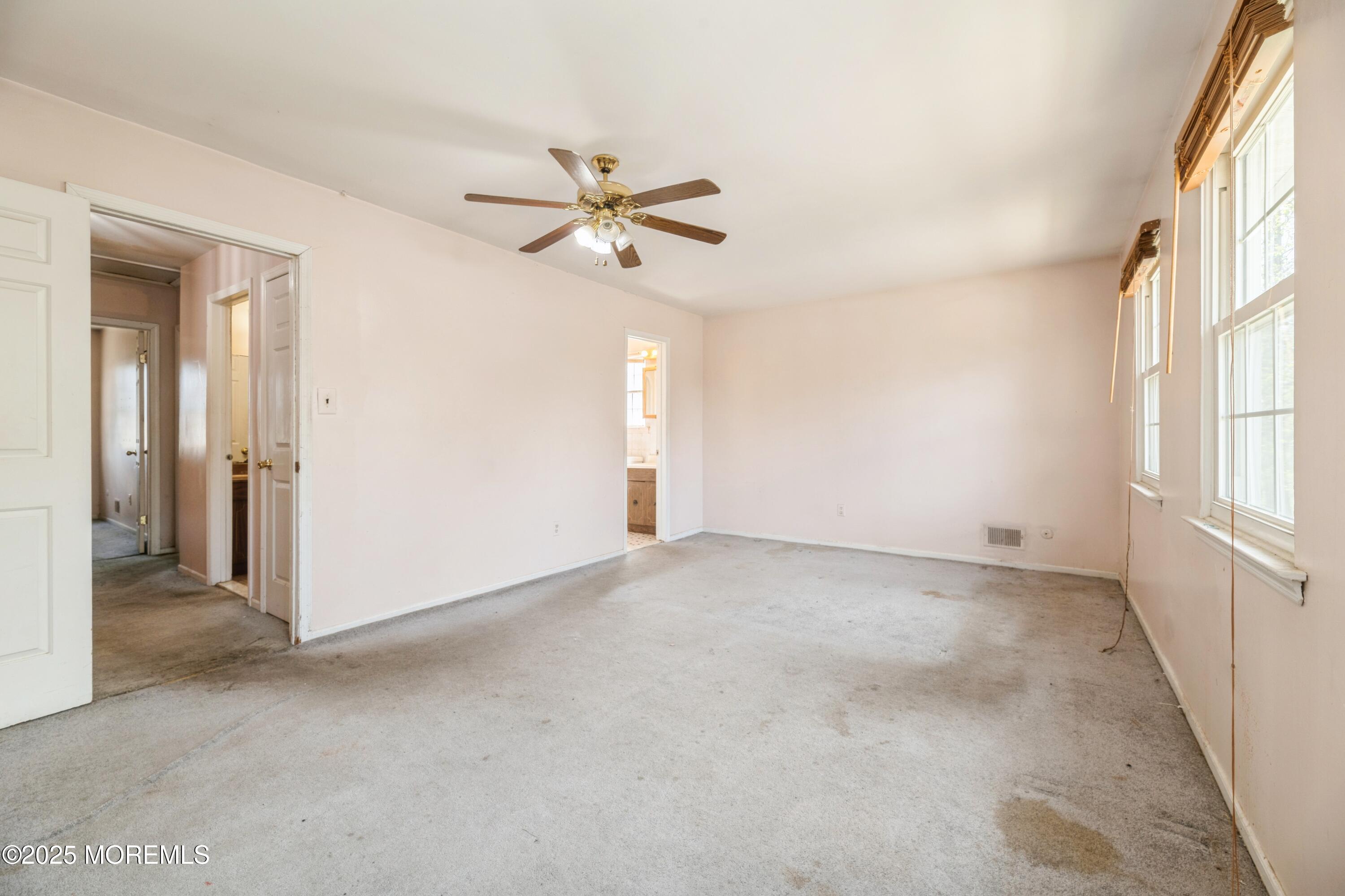 44 Townsend Drive, Matawan, New Jersey image 13