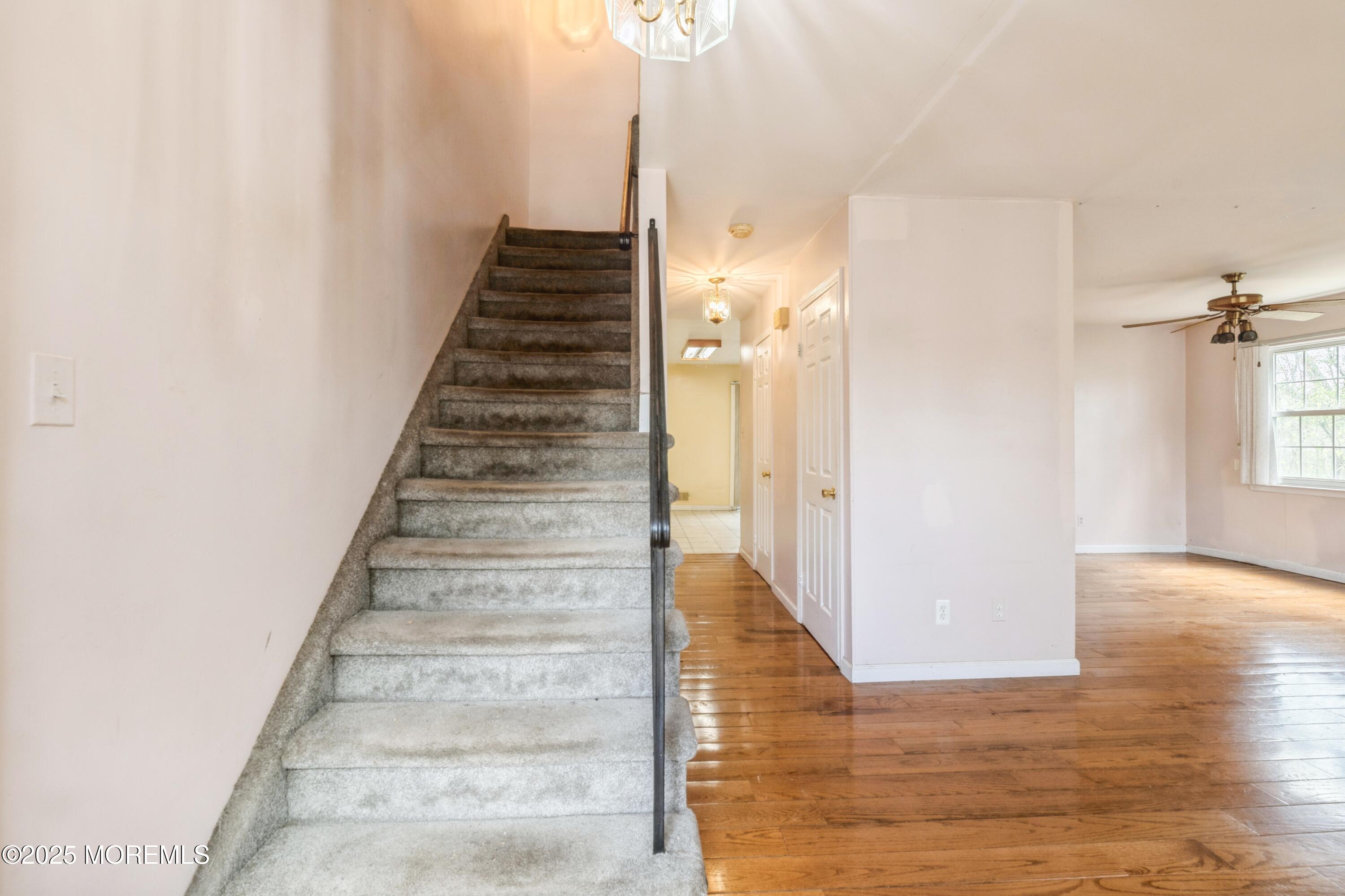 44 Townsend Drive, Matawan, New Jersey image 4