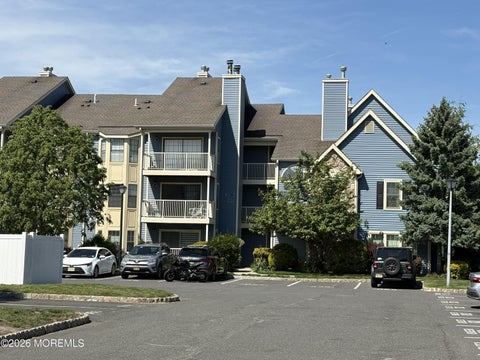 Condo For Sale - 316 Cozzens Court<br/> Middlesex County, East Brunswick, NJ 08816