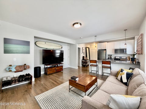 Multifamily For Rent - 515 Sixth Avenue #1<br/> Monmouth County, Asbury Park, NJ 07712