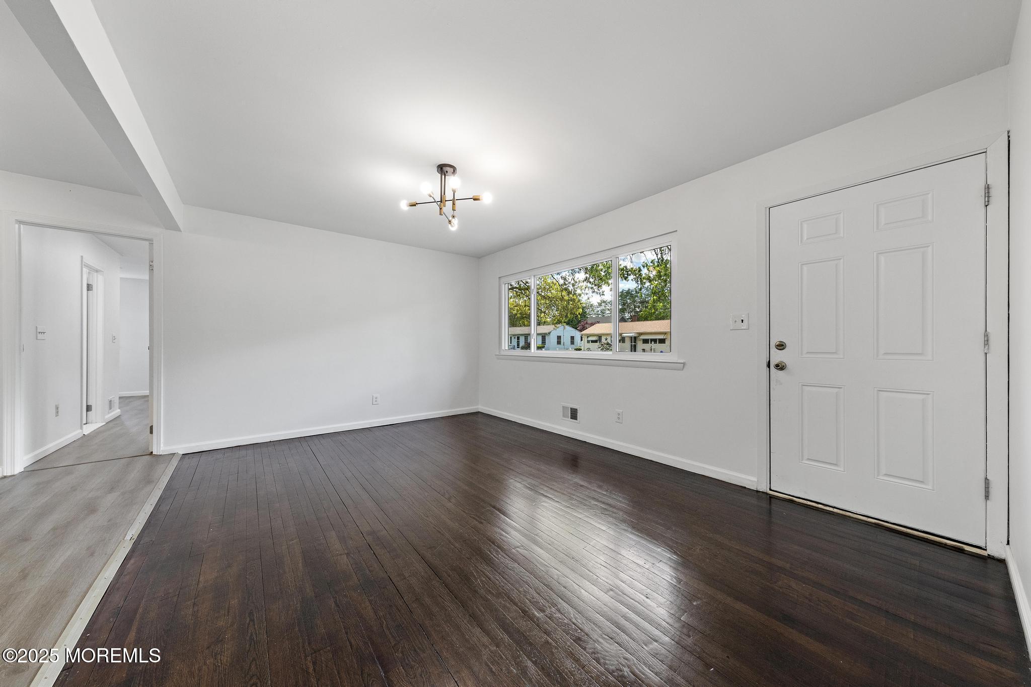 15 Lark Lane, Brick, New Jersey image 8