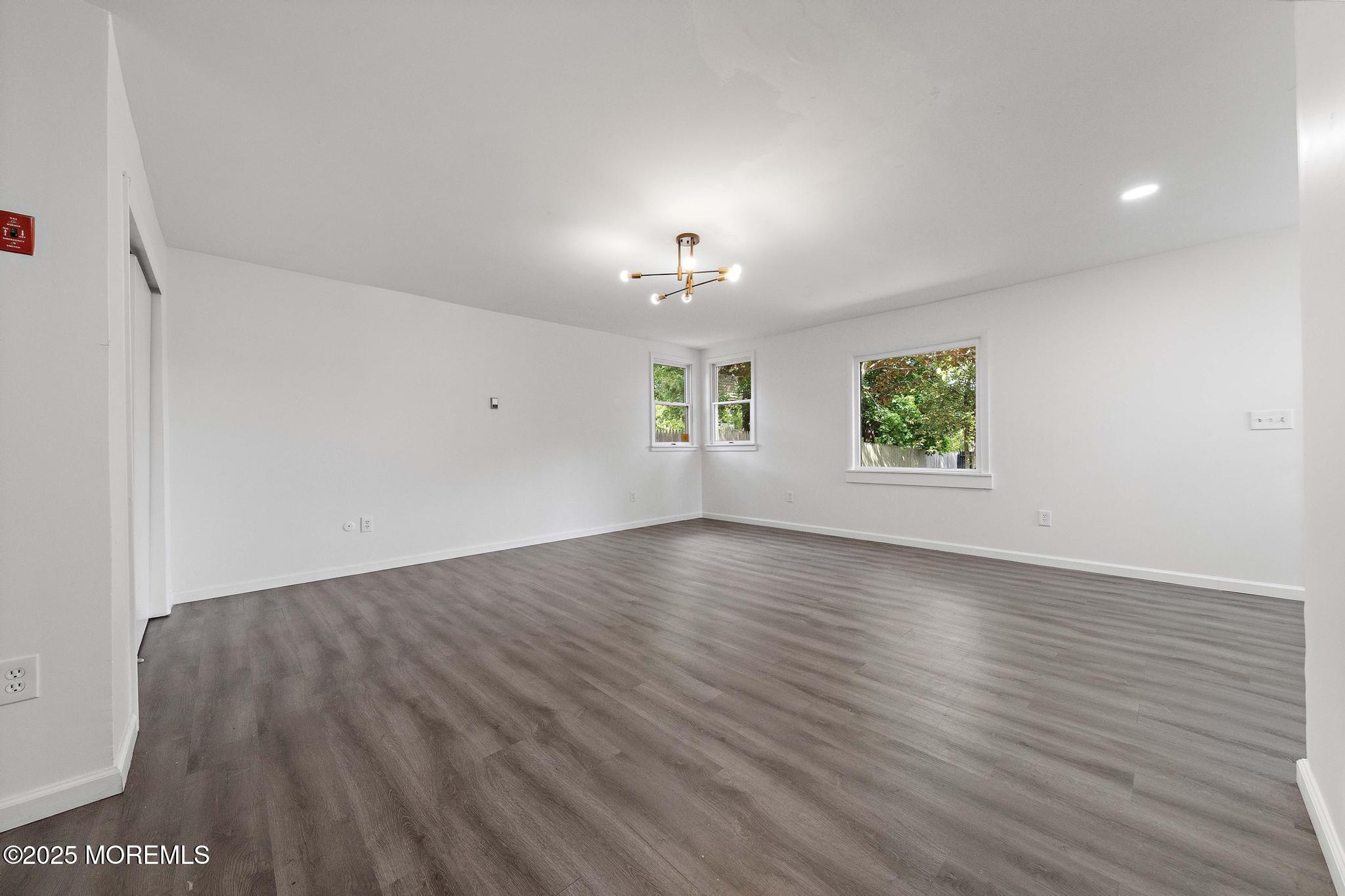 15 Lark Lane, Brick, New Jersey image 33