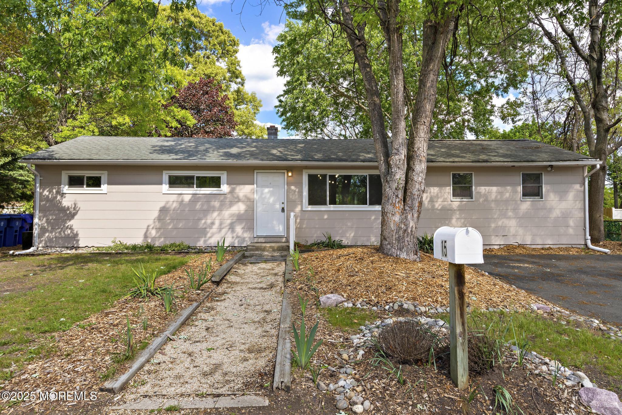 15 Lark Lane, Brick, New Jersey image 2