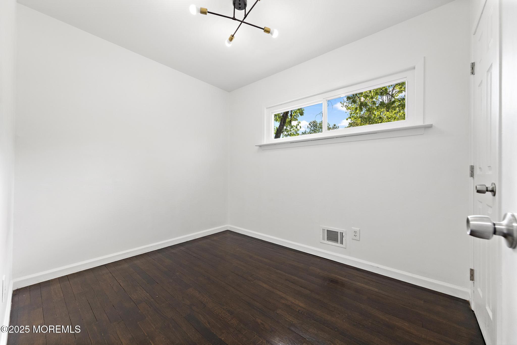 15 Lark Lane, Brick, New Jersey image 25