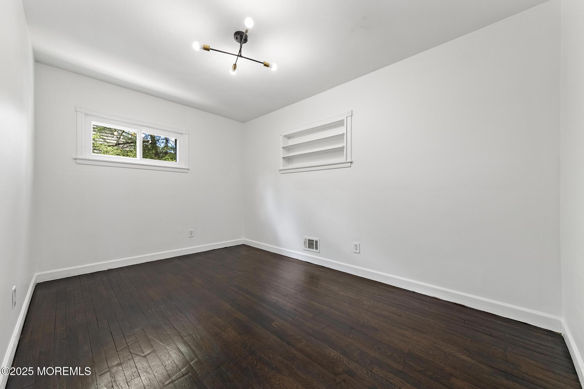 15 Lark Lane, Brick, New Jersey image 27