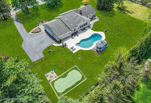28 Colonial Terrace, Colts Neck, New Jersey image 4