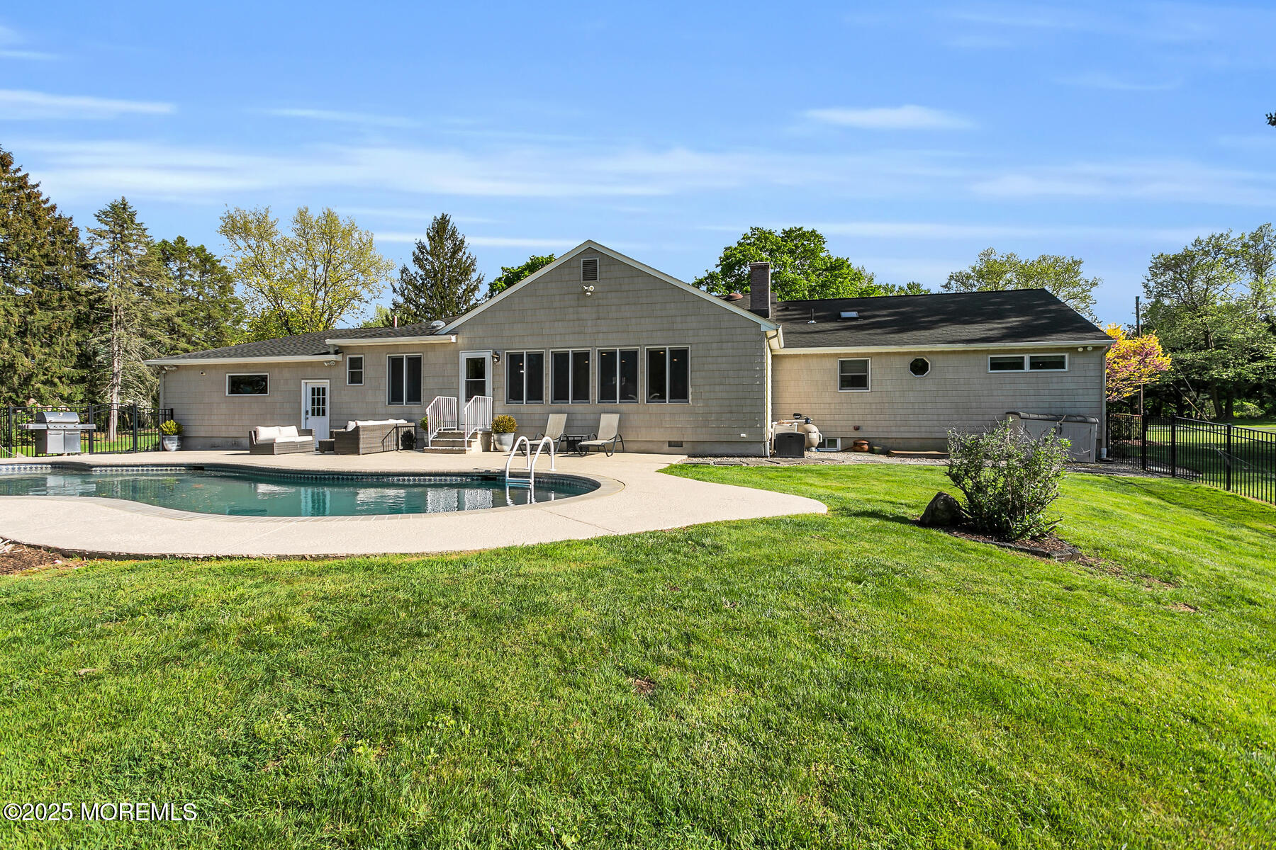 28 Colonial Terrace, Colts Neck, New Jersey image 6