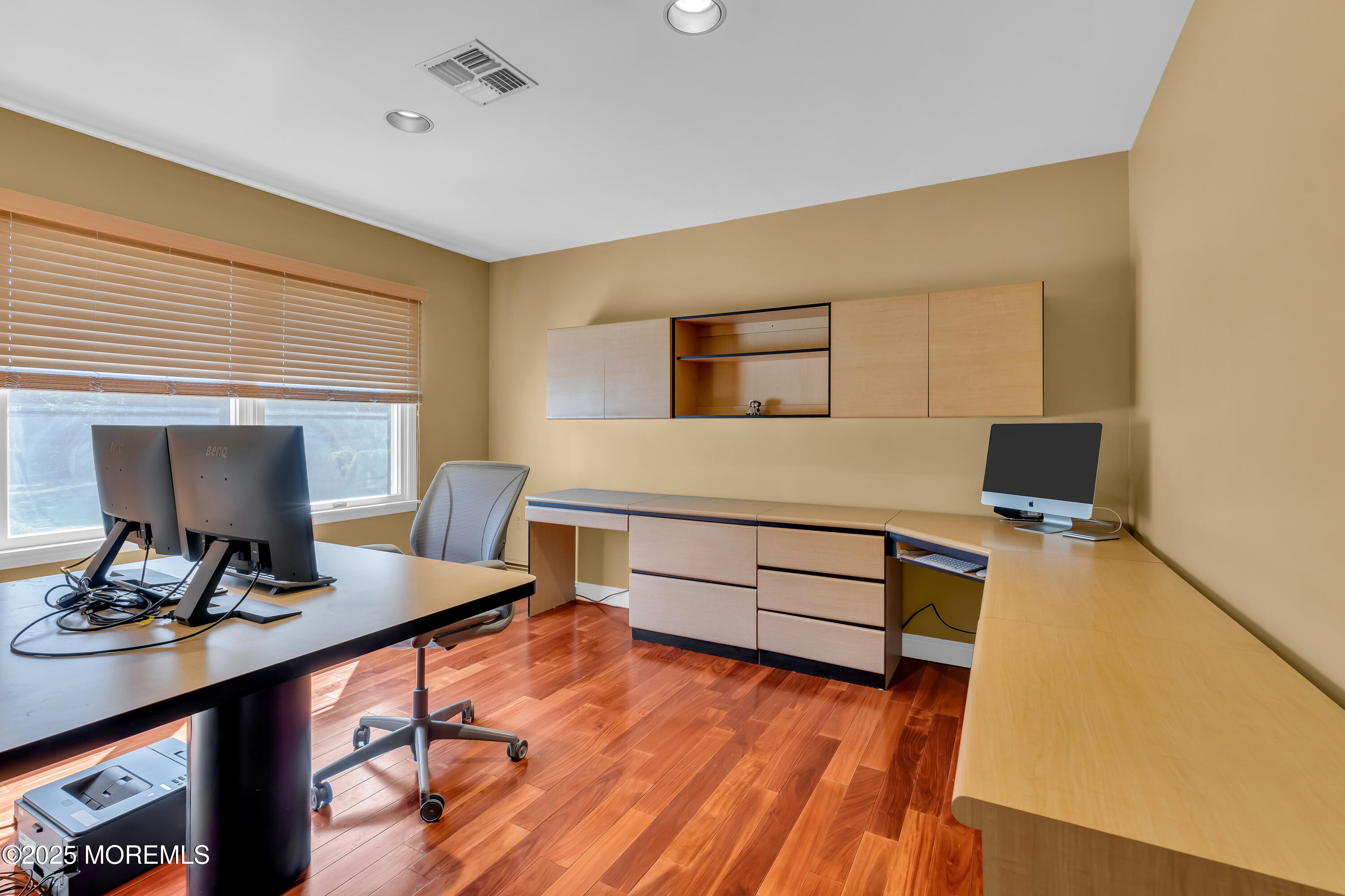 47 Oxford Road, Manalapan, New Jersey image 24