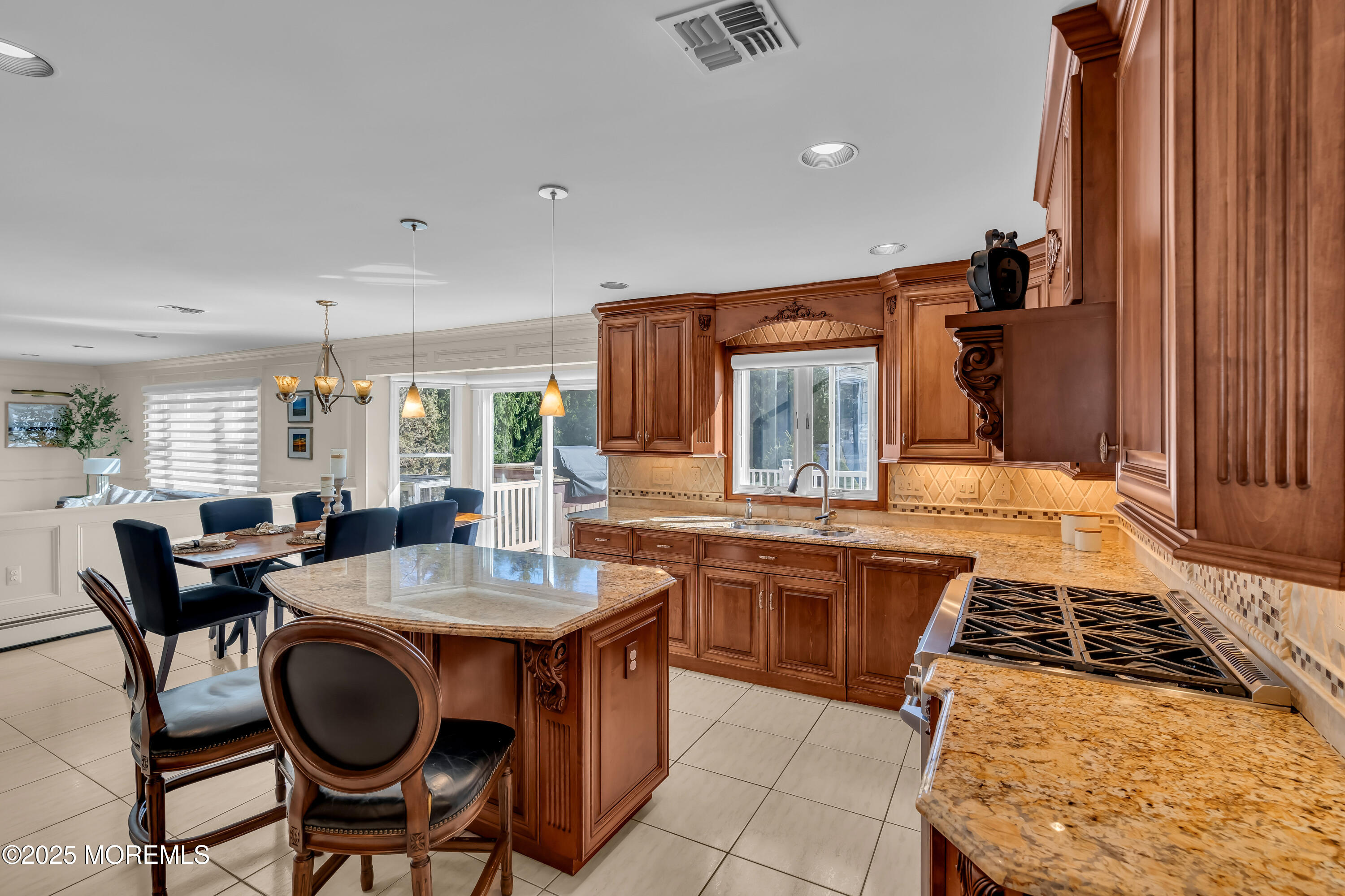 47 Oxford Road, Manalapan, New Jersey image 18