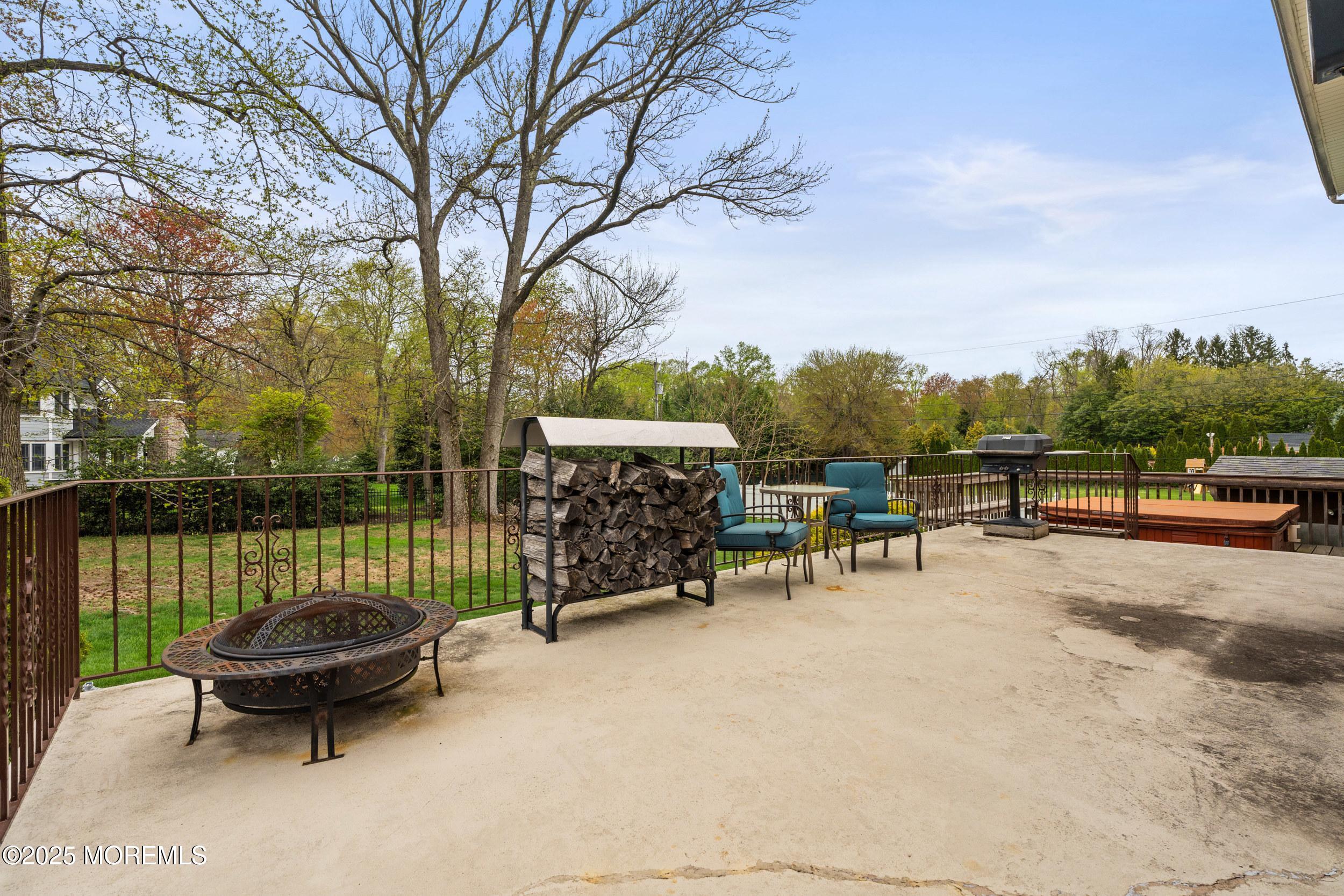36 New Monmouth Road, Middletown, New Jersey image 18